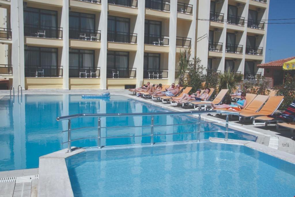 Porteras Otel Kuşadası Buitenkant foto